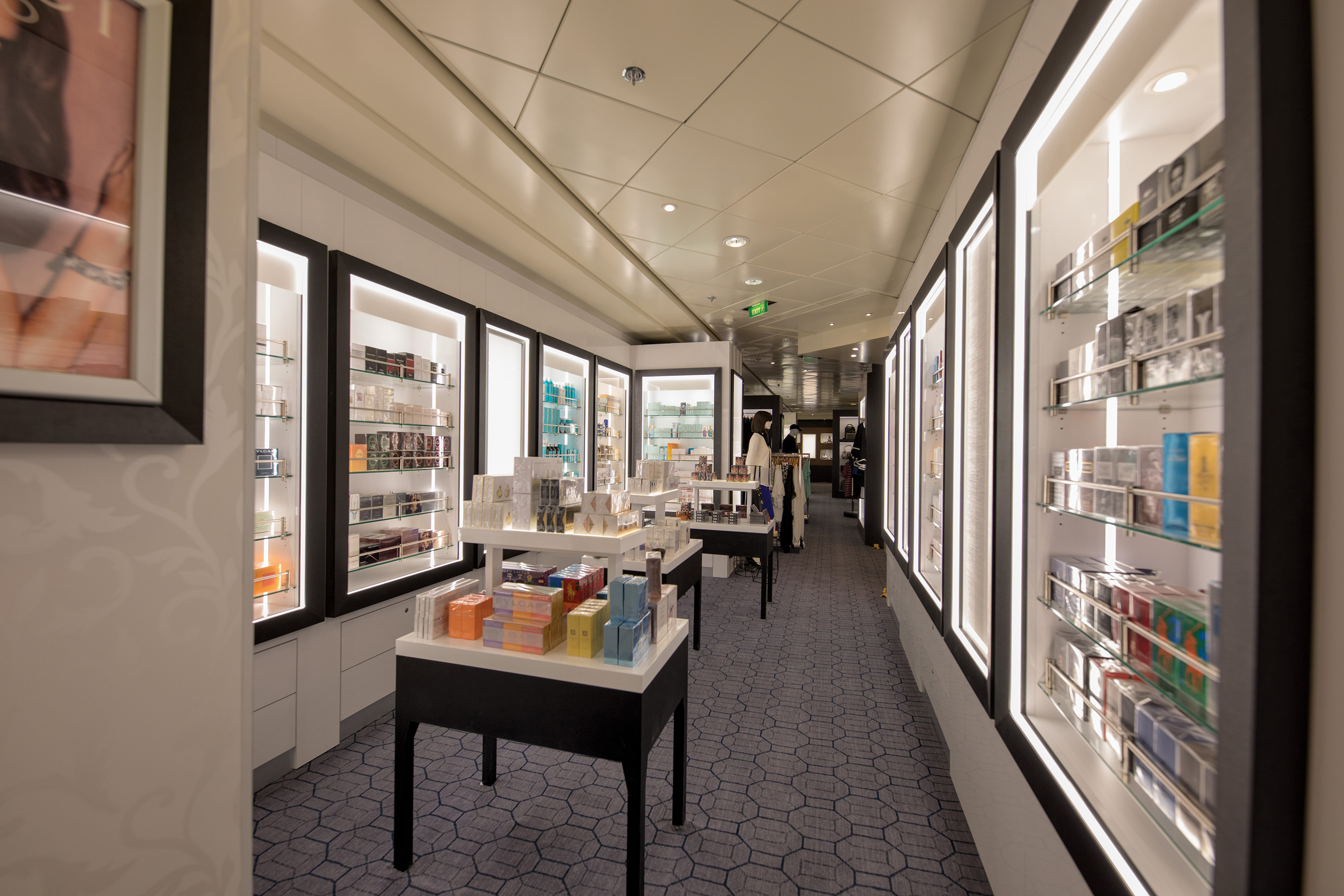 Seven Seas Mariner - Boutiques